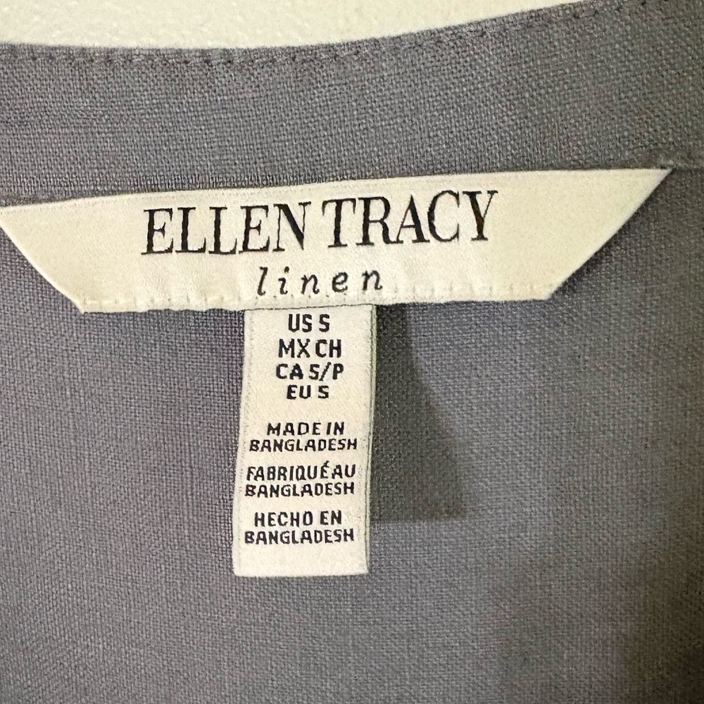 Ellen Tracy-Linen blouse. Size small. Gray with gold tassel/zipper. Gorgeous EUC - Picture 14 of 15